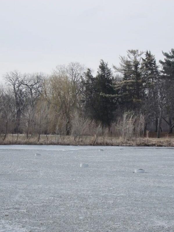 Traces of Ice-Henge